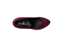 Load image into Gallery viewer, Classy Walk