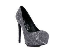 Load image into Gallery viewer, Classy Walk